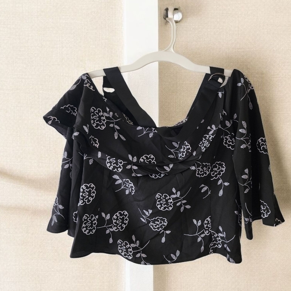 NWT Armani Exchange Floral Black Cold Shoulder Boat Neck Strap Top